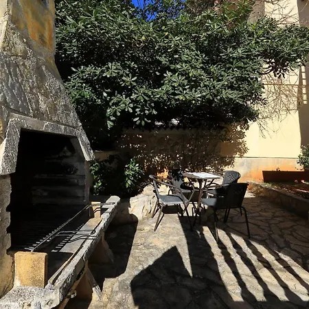 House Miro Cozy روفانجسكا