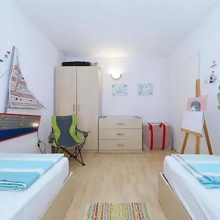 House Miro Cozy * ロバニスカ